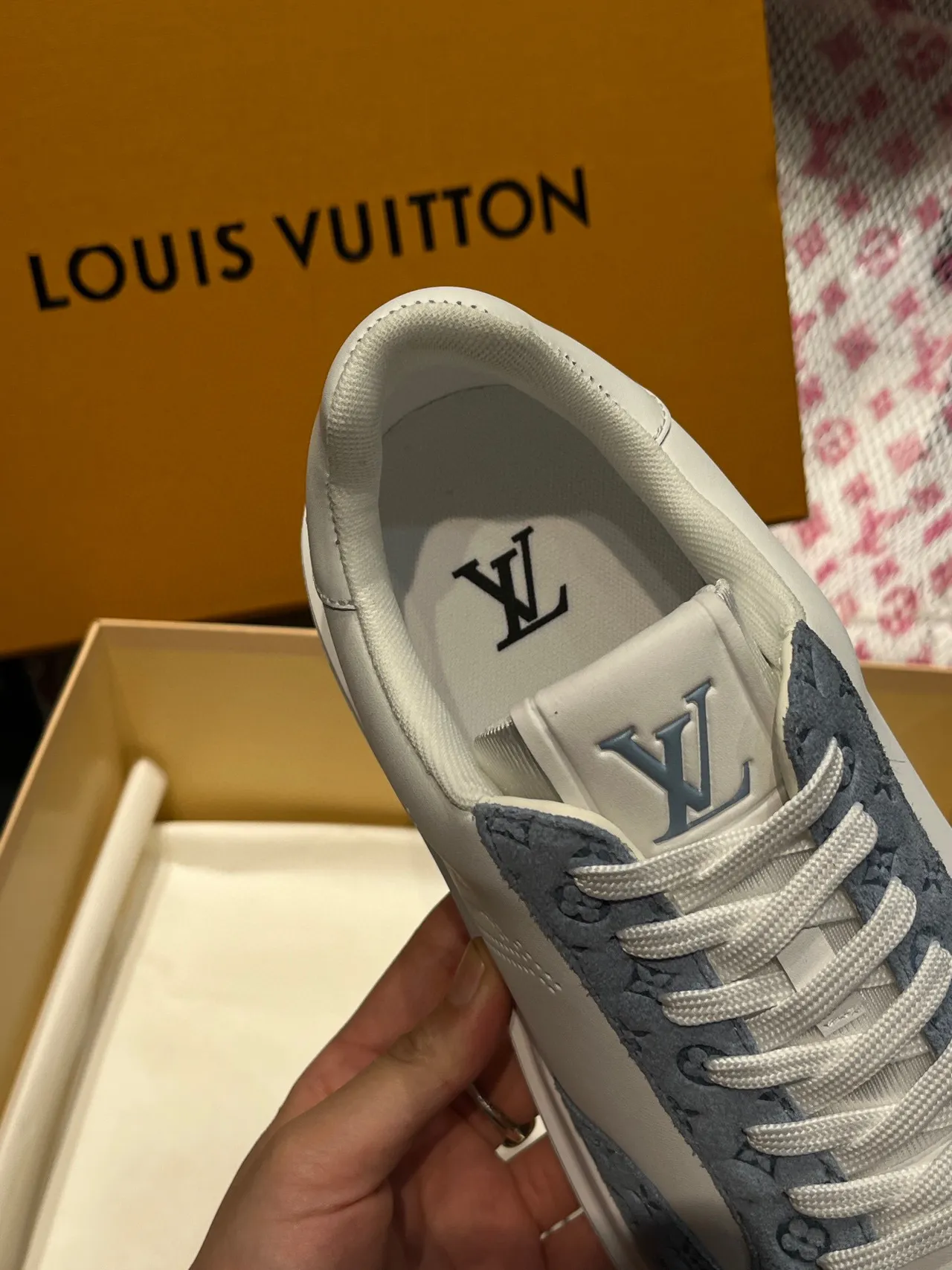 Louis Vuitton White Blue Perforated Toe Cap Monogrammed Suede Overlays Lifestyle Sneakers 7