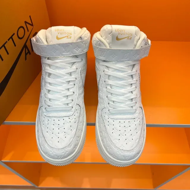 Louis Vuitton White Monogram-Embossed Leather High-Top Sneakers 9
