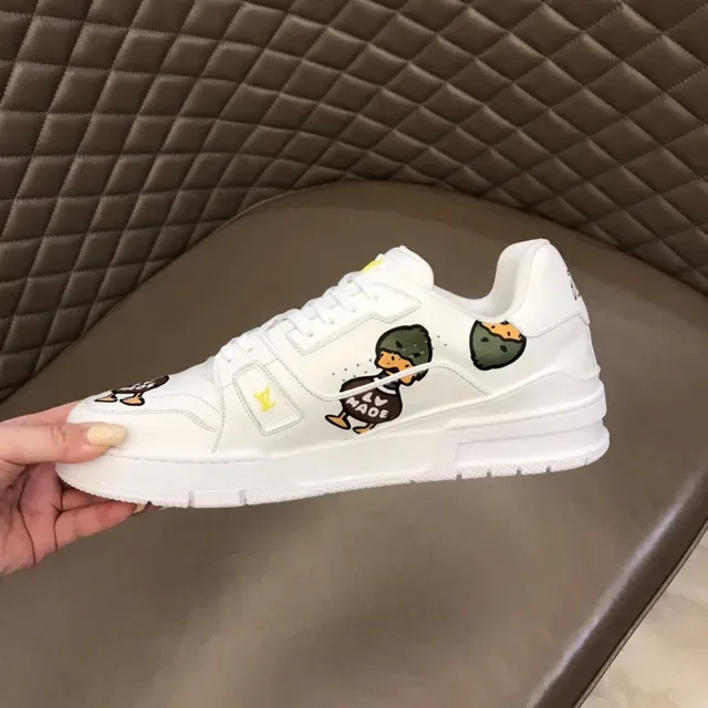 Louis Vuitton White Multicolor Leather Upper Cartoon Duck Graphic Print Lifestyle Sneakers 4