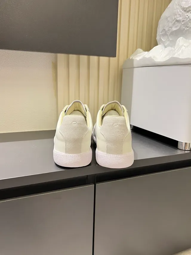 Maison Margiela Sneakers Lifestyle Basses Blances Multicolores en Cuir 19