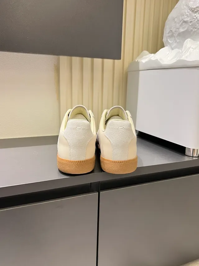 Maison Margiela Sneakers Lifestyle Basses Blances Multicolores en Cuir 20