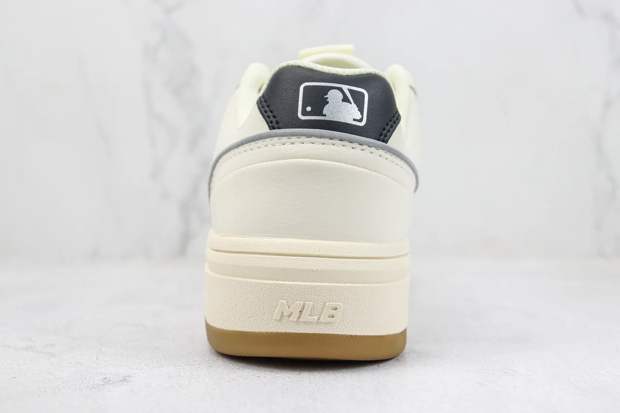 Mitchell & Ness Beige Black Platform Sole Leather Upper Lifestyle Sneakers 9