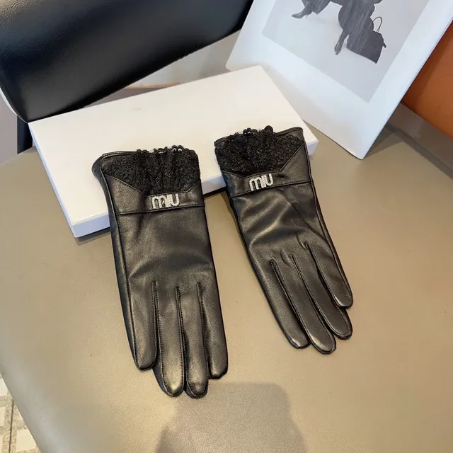 Miu Miu Arcadie Gants en cuir noir à manchette de dentelle 8
