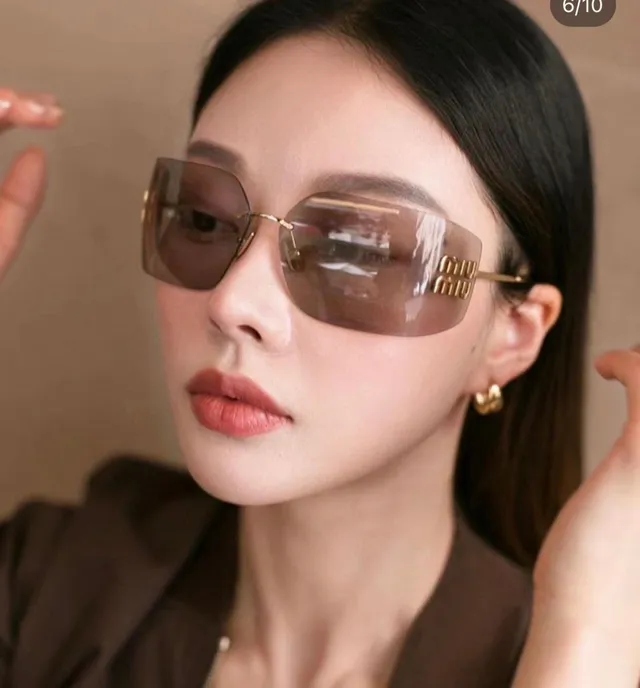 Miu Miu Rimless Rectangular Gold-Accent Sunglasses 3