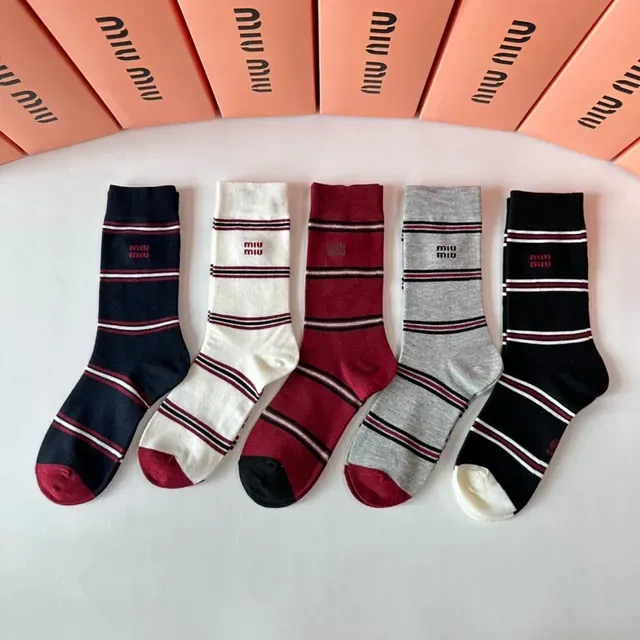 Miu Miu Striped Logo-Cuff Crew Socks 2