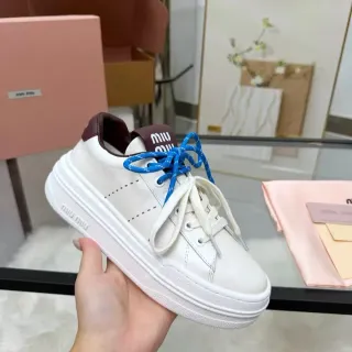 Miu Miu Wander Blancos y Azules de Cuero Superior Suela Gruesa de Plataforma Lifestyle Sneakers