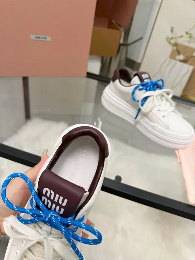 Miu Miu Wander أبيض أزرق جلد علويا كعب منصة سميك نمط حياة رياضي 4