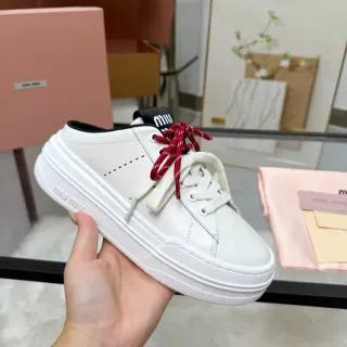 Miu Miu Wander Zapatos Lifestyle Blancos y Rojos de Cuero con Suela Plataforma Gruesa