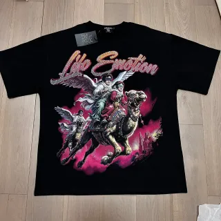 Camiseta estampado gráfico emociones mixtas con letras de pedrería