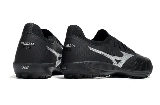 Mizuno Black Silver Leather And Synthetic Upper Wave Logo Accent Turf Soccer Shoes 5