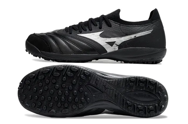 Mizuno Black Silver Leather And Synthetic Upper Wave Logo Accent Turf Soccer Shoes 6