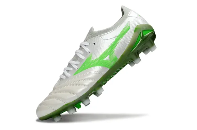 Mizuno Copa Chaussures de football Blanc Vert Cuir Quilted Supérieur Accent Logo Wave Firm Ground 3