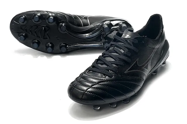 Mizuno Morelia Branco e Dourado para campo firme sapatos de futebol 8