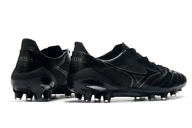 Mizuno Morelia Branco e Dourado para campo firme sapatos de futebol 9