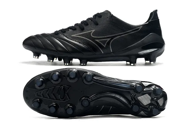 Mizuno Morelia Branco e Dourado para campo firme sapatos de futebol 11
