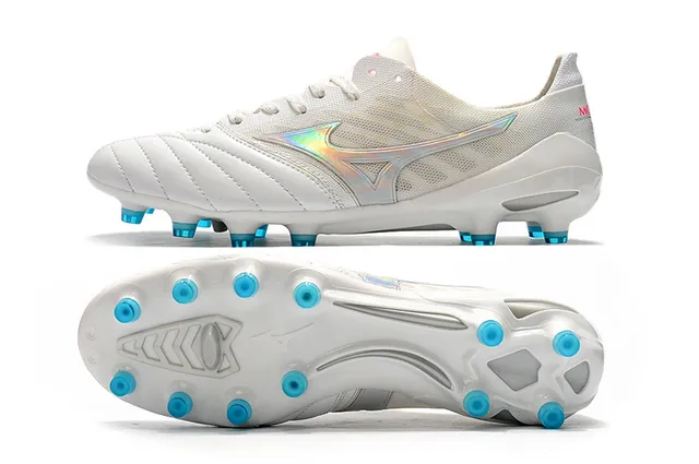 Mizuno Morelia Branco e Dourado para campo firme sapatos de futebol 23