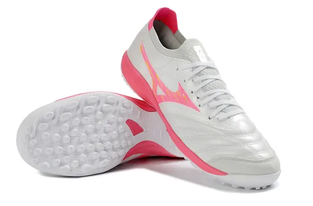 Mizuno White Pink Low-Cut Synthetic Upper Quilted Stitching Detail Turf Soccer Shoes 2