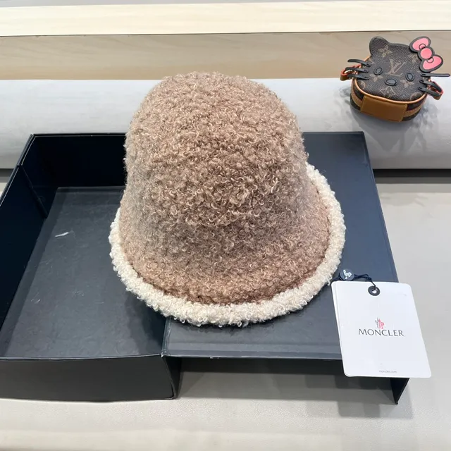 Moncler Curly Shearling-Lined Two-Tone Brown Cream Bucket Hat 8