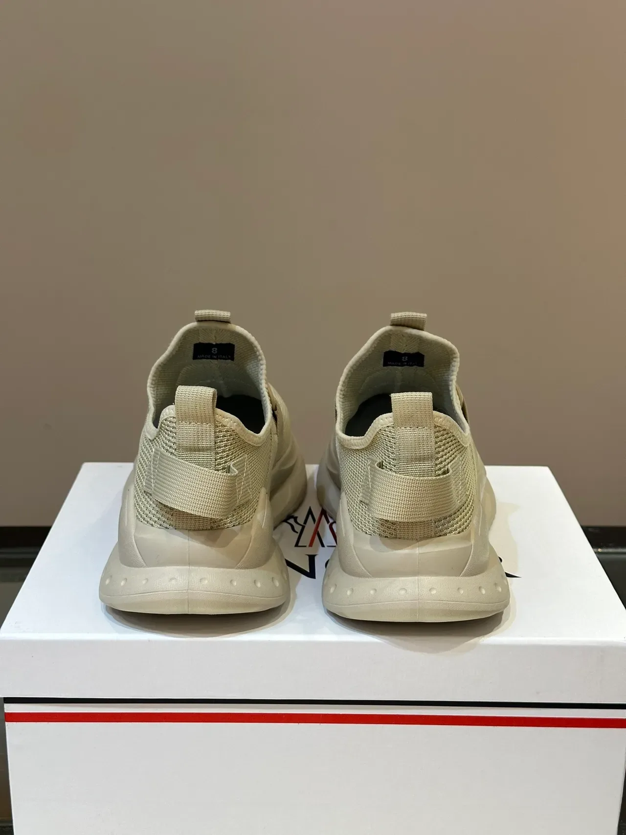Moncler Lifestyle Sneaker Beige Mesh Laceless Sneakers 4