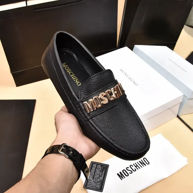 Moschino Logo-Bar Black Gold Pebbled Leather Hardware Loafer 6