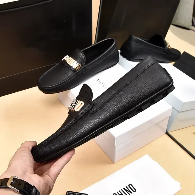 Moschino Logo-Bar Black Gold Pebbled Leather Hardware Loafer 8