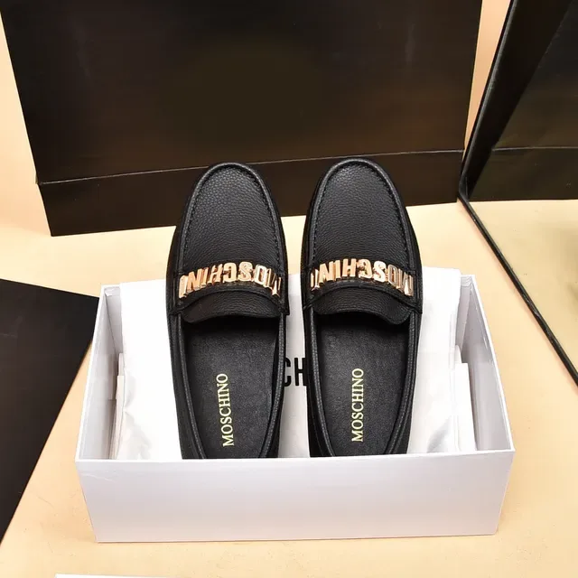 Moschino Logo-Bar Black Gold Pebbled Leather Hardware Loafer 9