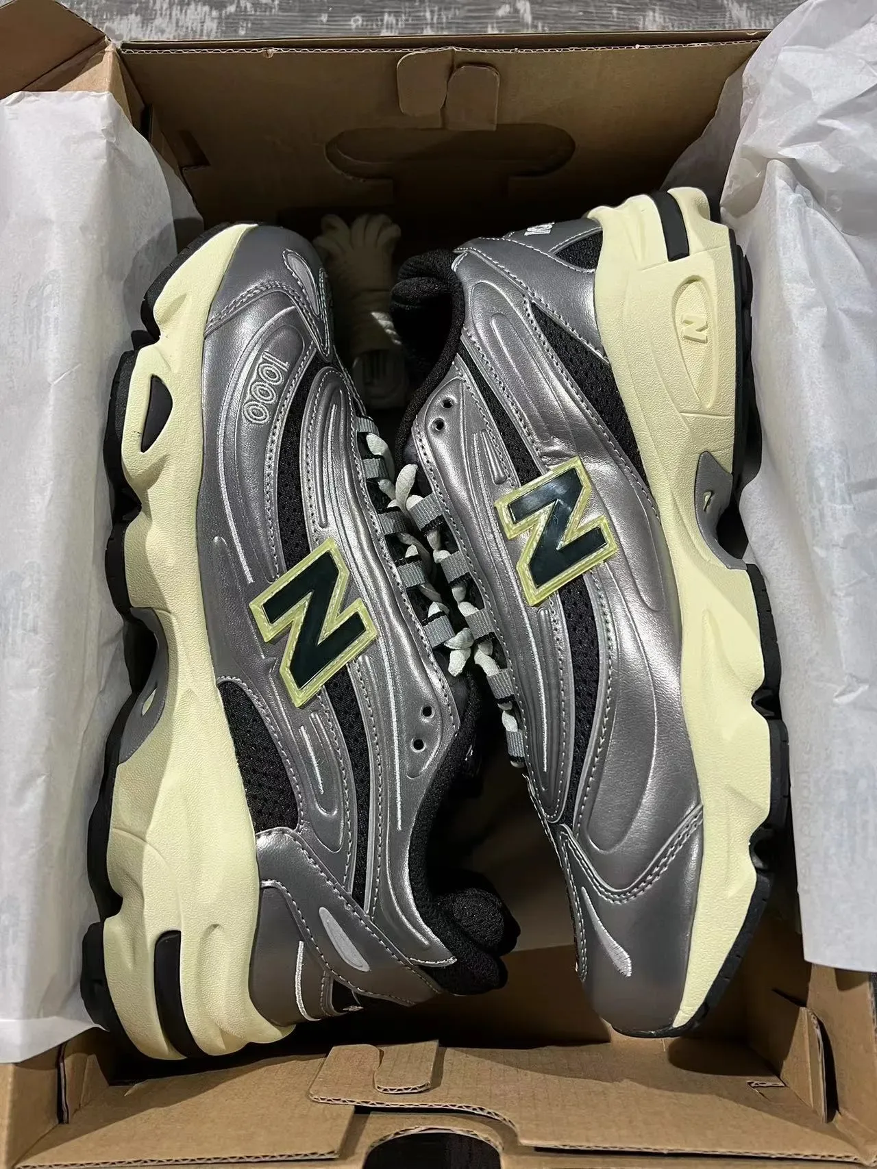New Balance 1000 Metallic Silver Black Cream Chunky Sneakers 9