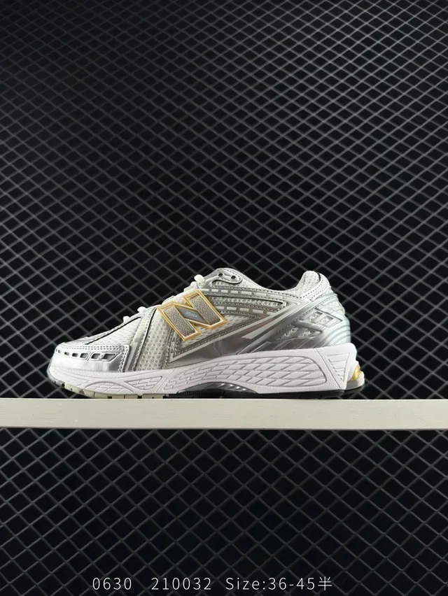 New Balance 1906R حذاء أسلوب حياة أبيض فضي ذهبي 5