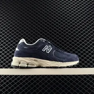 New Balance 2002R حذاء رياضي لايف ستايل من السويد والميش باللون البحري