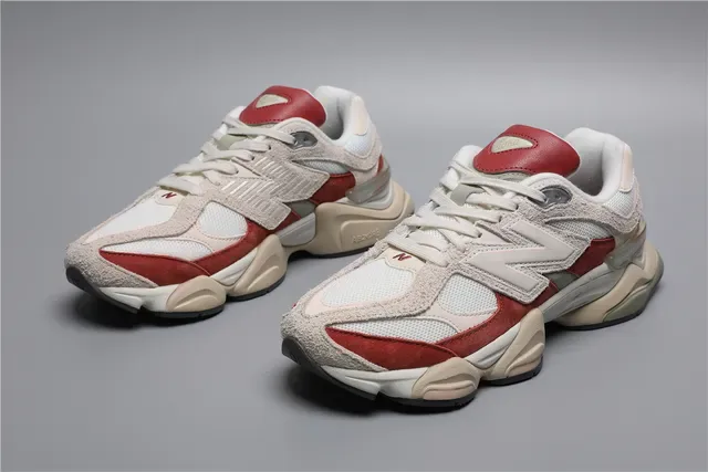 New Balance 9060 Beige et Rouge Sneakers Lifestyle 5