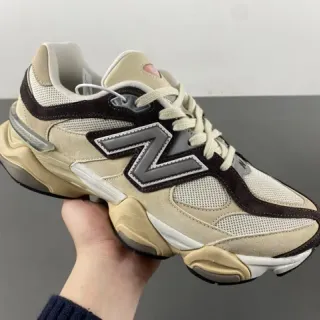 New Balance 9060 بيج بني تشونكي سنيكرز