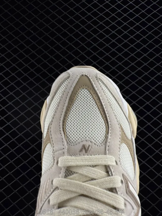 New Balance 9060 Chaussures Chunky Beige 3