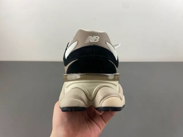 New Balance 9060 أحذية رياضية سميكة أسود بيج 4