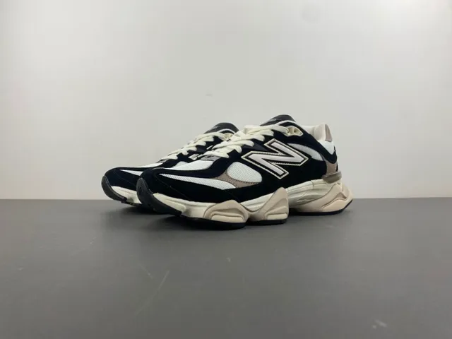 New Balance 9060 أحذية رياضية سميكة أسود بيج 10