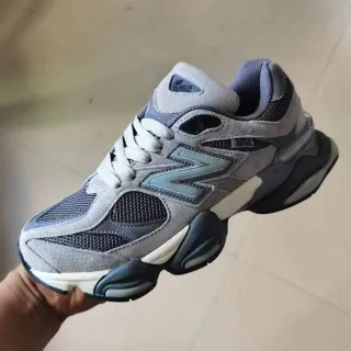 New Balance 9060 رمادي و رمادي داكن سنيكرز تشونكي