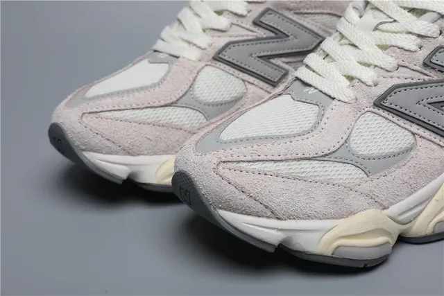 New Balance 9060 Chaussures Lifestyle Rose Clair Gris 4