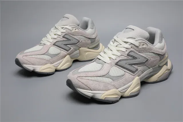 New Balance 9060 Chaussures Lifestyle Rose Clair Gris 5