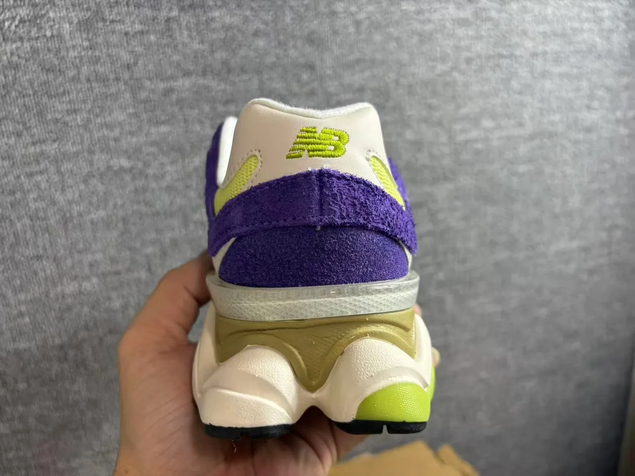 New Balance 9060 بنفسجي وأخضر لايم حذاء رياضي تشونكي 2
