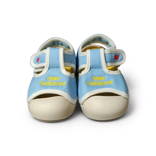 New Balance Bege Branco Dedo Aberto Dupla Alça Velcro Sandálias Casual 20