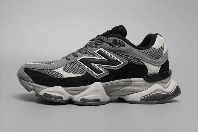 New Balance Chaussures Lifestyle Noir Gris Semelle Intermédiaire Épaisse Mesh-Suede Hybrid Supérieure 9