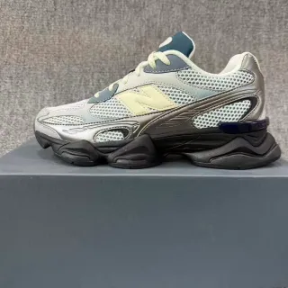 New Balance Gray Blue Sculpted Sole Perforated Mesh Upper Chunky Sneakers
