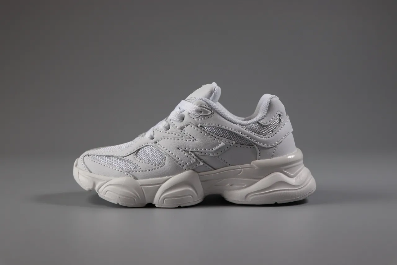 New Balance Rose Beige Semelle médiane stratifiée Tissu-Synthétique Supérieur Baskets chunky 11