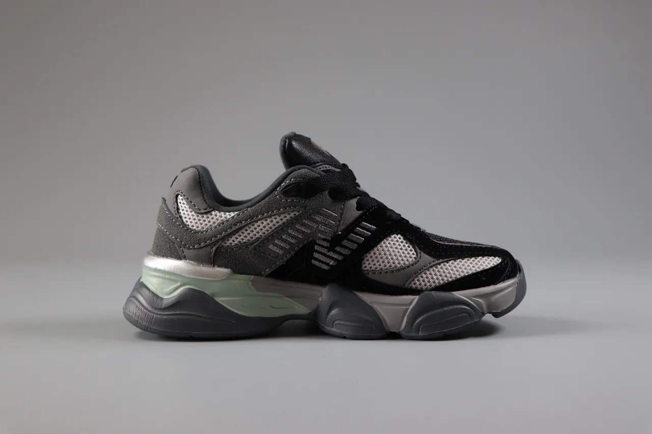 New Balance Rose Beige Semelle médiane stratifiée Tissu-Synthétique Supérieur Baskets chunky 21