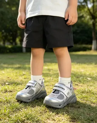 New Balance Prata Preto Fechamento Velcro Corrediça Superior Malha Metálica Tênis Lifestyle 10
