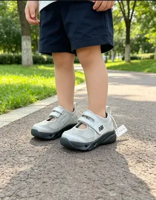 New Balance Prata Preto Fechamento Velcro Corrediça Superior Malha Metálica Tênis Lifestyle 19