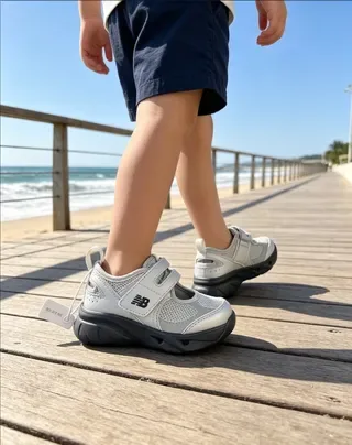 New Balance Prata Preto Fechamento Velcro Corrediça Superior Malha Metálica Tênis Lifestyle 20