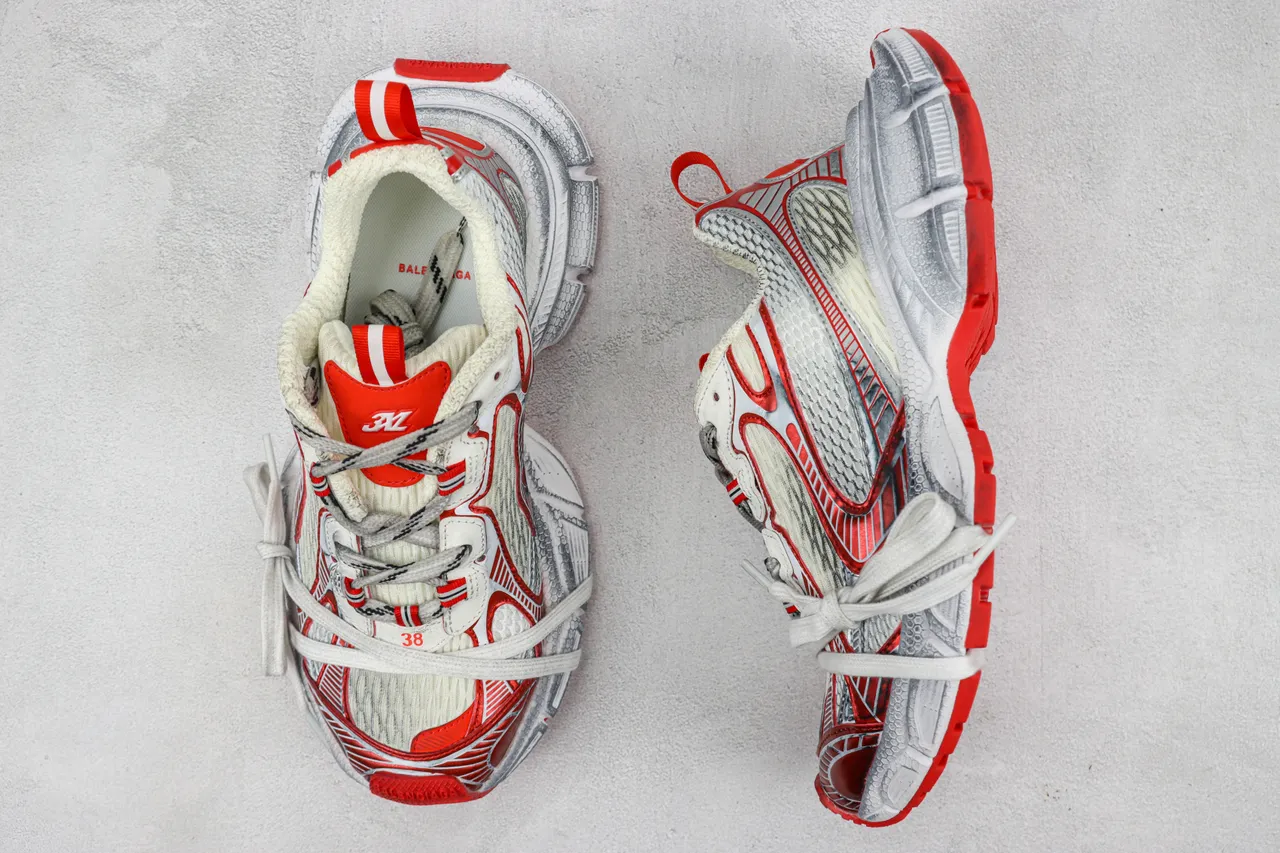 New Balance Argent Rouge Semelle intermédiaire Mesh et revêtement synthétique Sneakers chunky 3