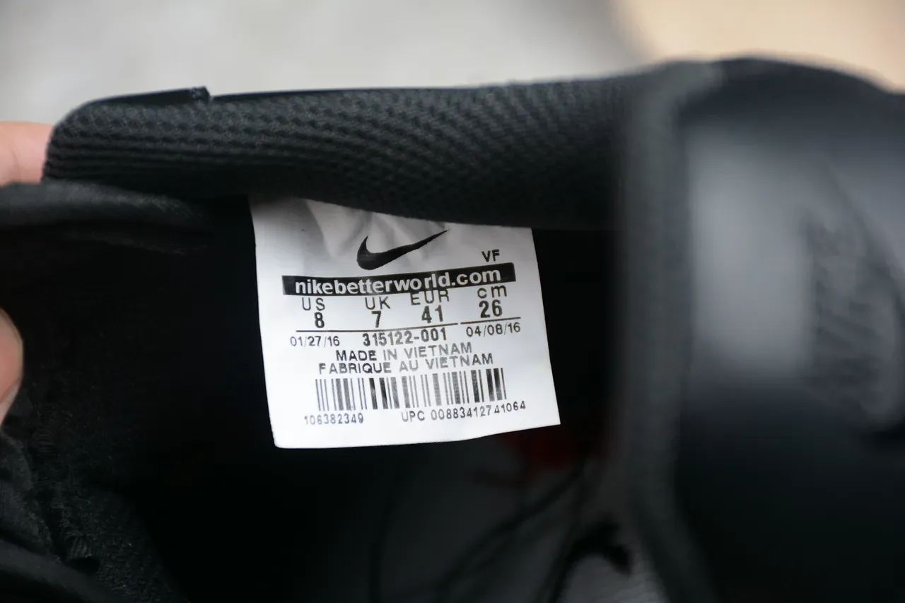 Nike Air Force 1 Black Lifestyle Sneakers 3