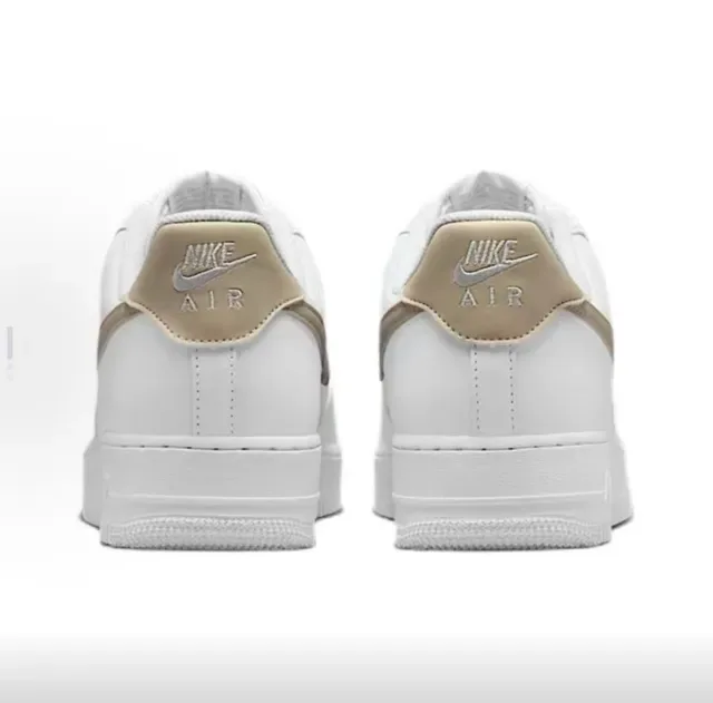 Nike Air Force 1 Blanc et Beige Chaussures Lifestyle 3