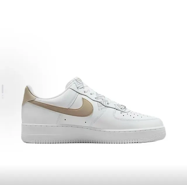 Nike Air Force 1 Blanc et Beige Chaussures Lifestyle 6